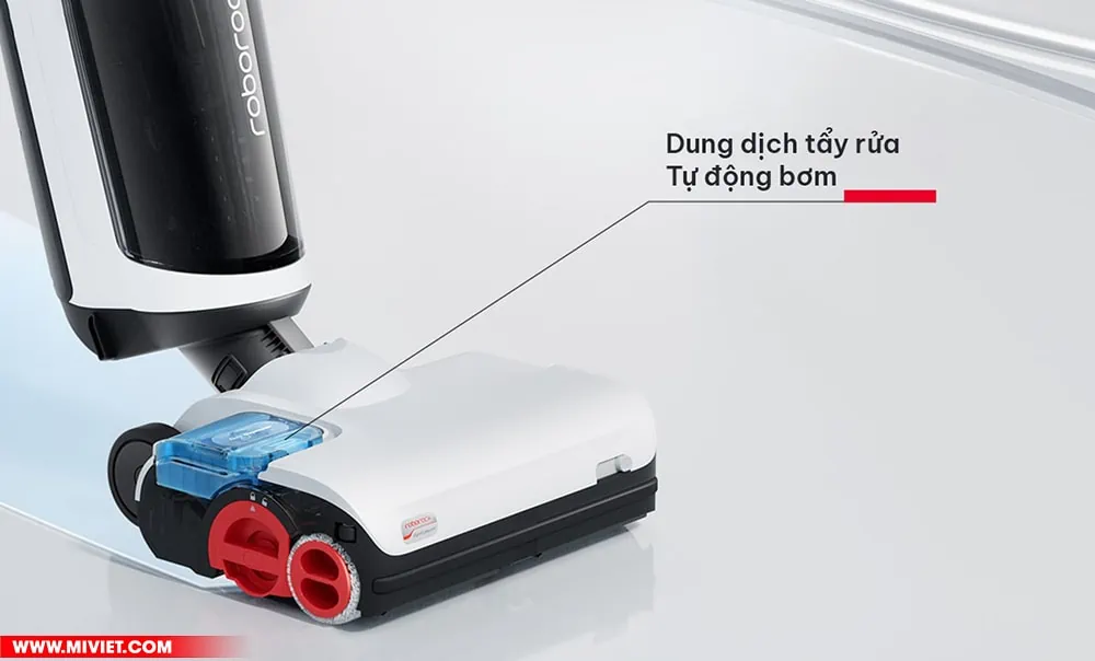 Roborock Dyad Pro được tích hợp hệ thống bơm dung dịch tẩy rửa tự động